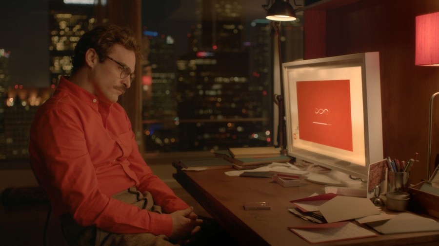 Spike Jonze embraces digital love in original film “Her”