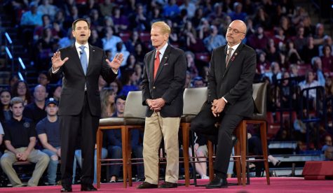 Senator Rubio (L), Senator Bill Nelson, and Representative Ted Deutch during a CNN town hall meeting