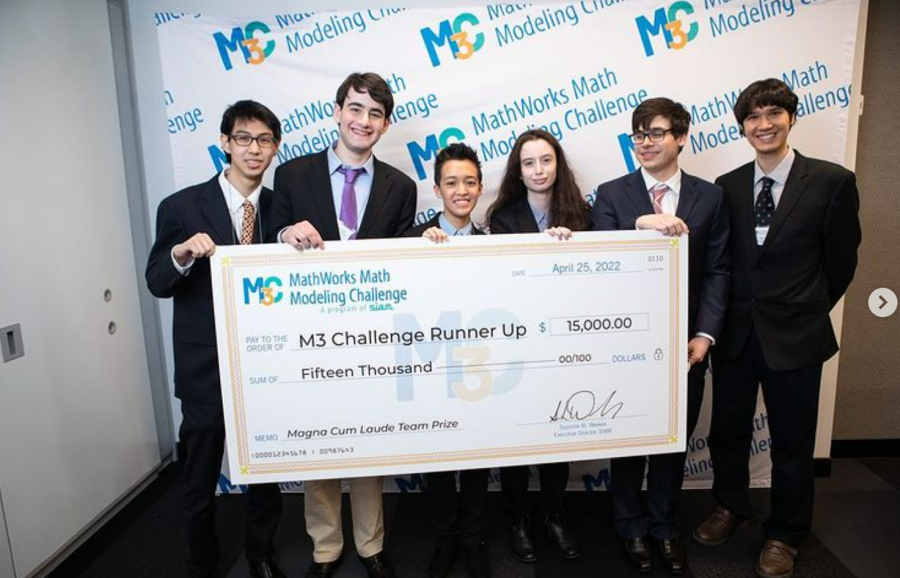 Left to right: Nathan Liu, Max Hartman, Aruni Chenxi, Nika Chuzhoy, Connor Lane, and adviser Kuklis