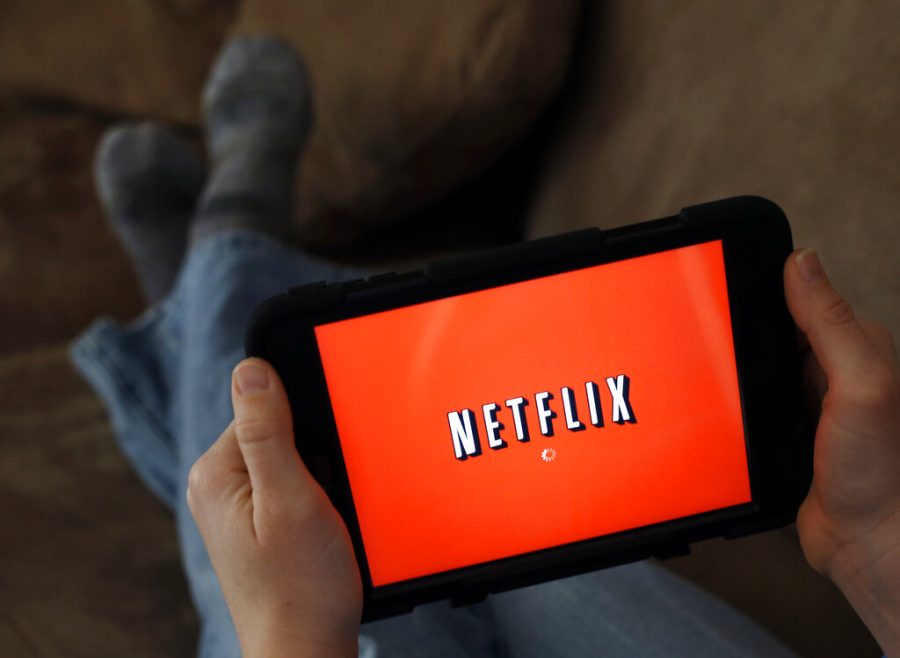 Netflix+announced+a+drop+in+almost+one+million+subscribers+in+the+second+quarter+of+2022%2C+resulting+in+Netflix+shares+dropping+by+nearly+65%25.