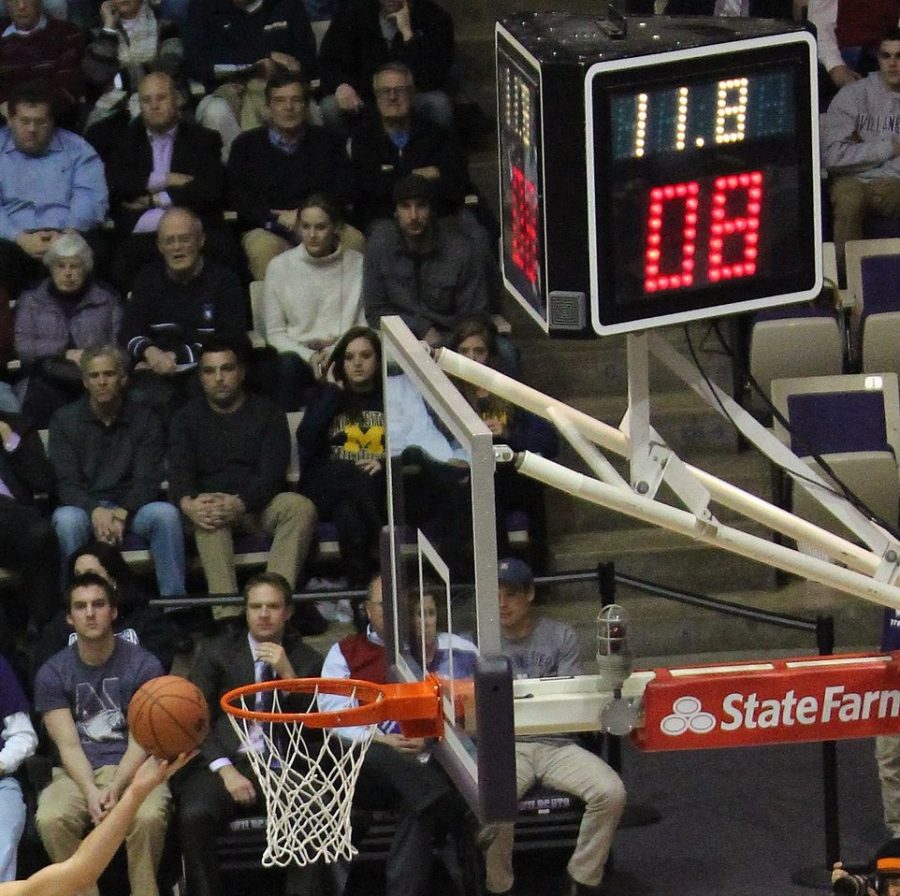 The shot clock debate: why the IHSA needs to catch up with the times